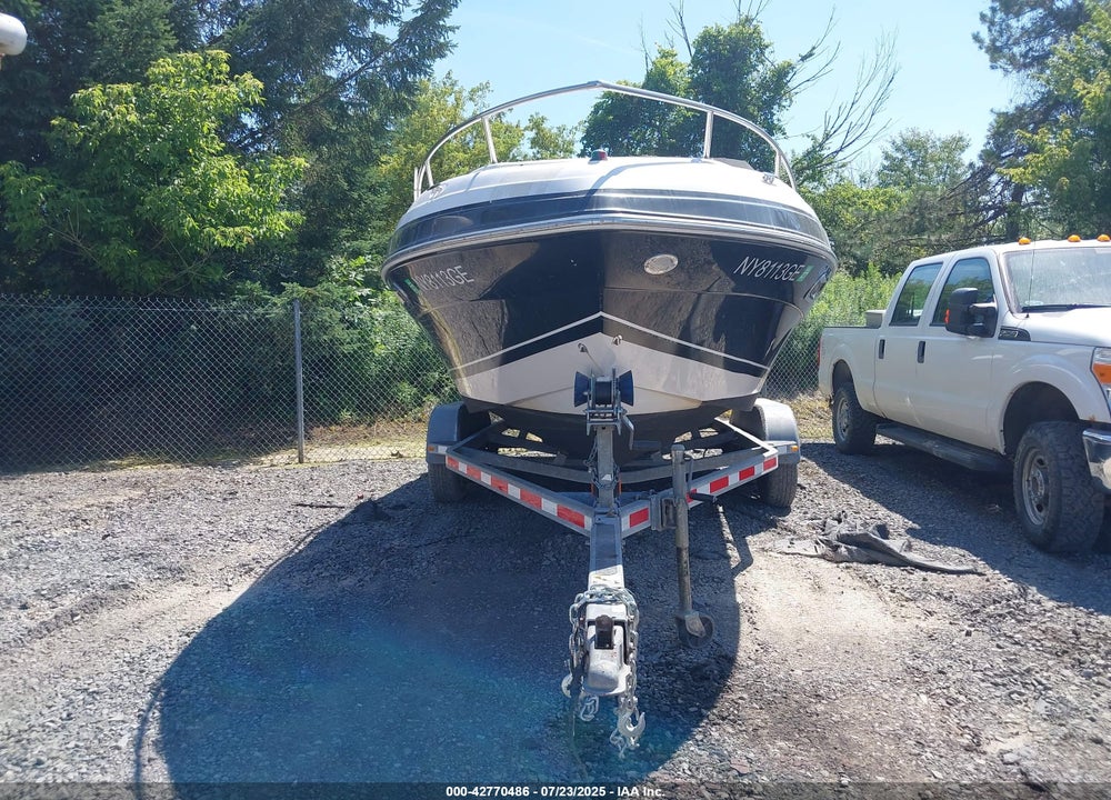 2005 FOUR WINNS BOAT FIBER VIN: GFNCR079B505