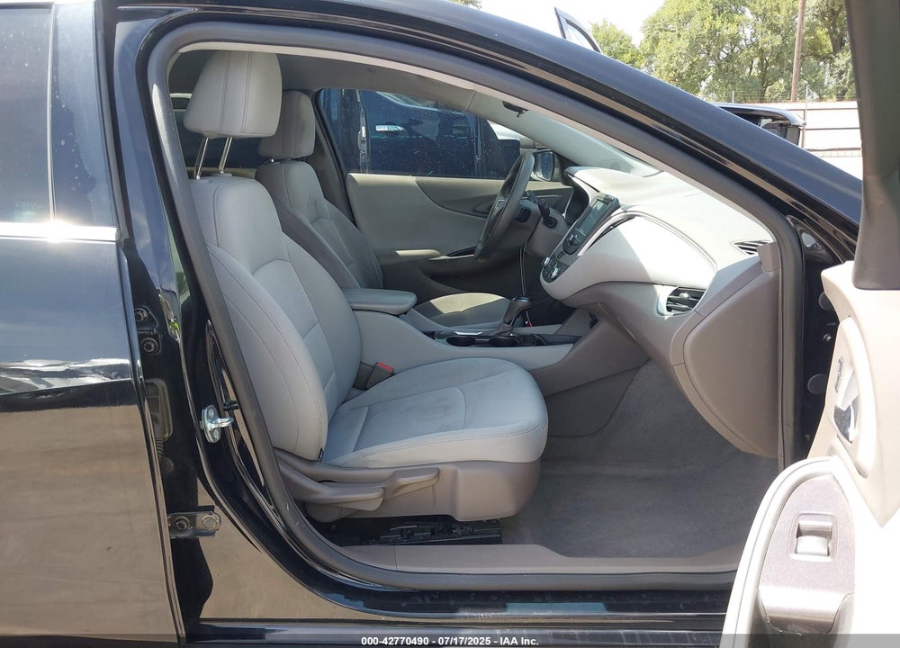 2016 CHEVROLET MALIBU VIN: 1G1ZB5ST7GF211976