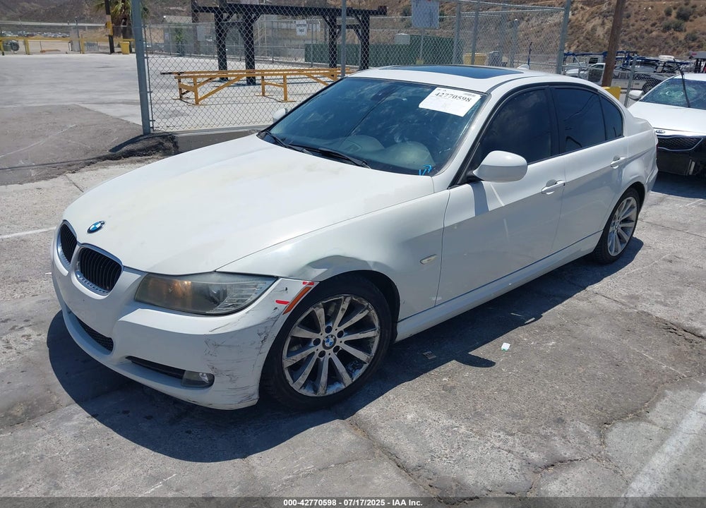 2011 BMW 3 SERIES VIN: WBAPH5G50BNM80596