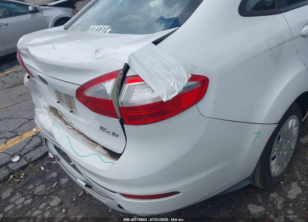 2019 FORD FIESTA VIN: 3FADP4AJ4KM157371