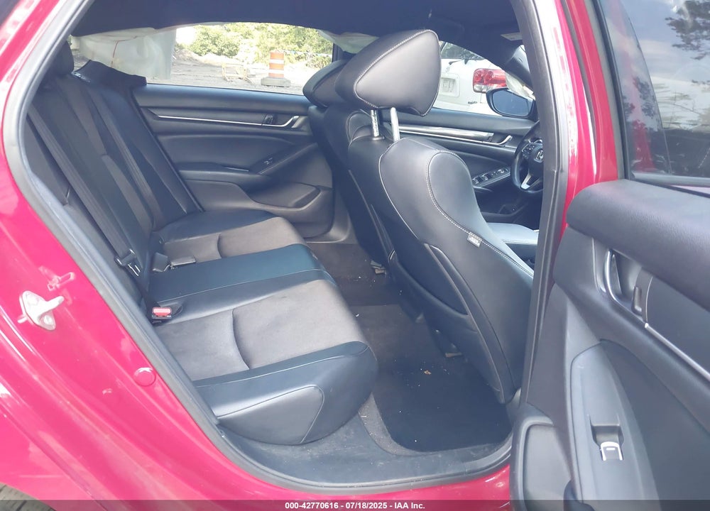 2018 HONDA ACCORD VIN: 1HGCV1F36JA046323