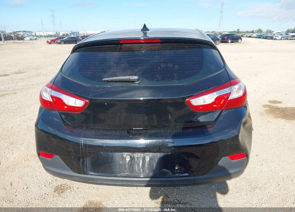 2017 CHEVROLET CRUZE VIN: 3G1BE6SM5HS579013