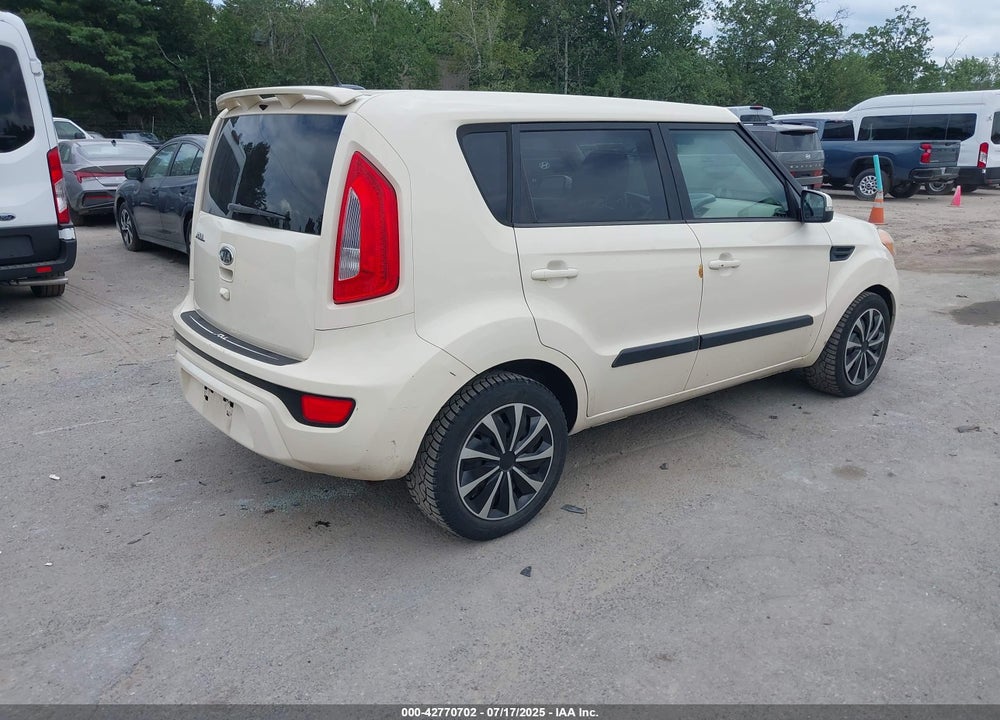 2012 KIA SOUL VIN: KNDJT2A6XC7443147