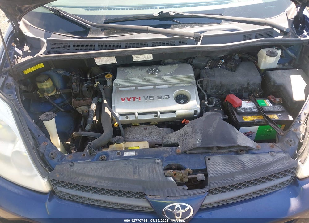 2005 TOYOTA SIENNA XLE VIN: 5TDZA22C65S345979
