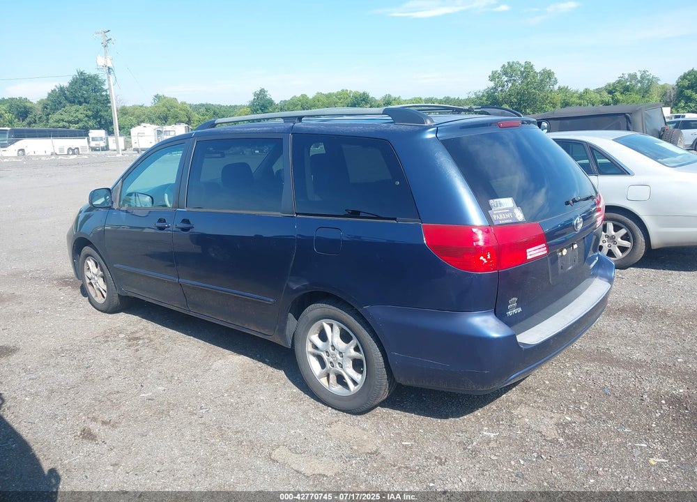2005 TOYOTA SIENNA XLE VIN: 5TDZA22C65S345979