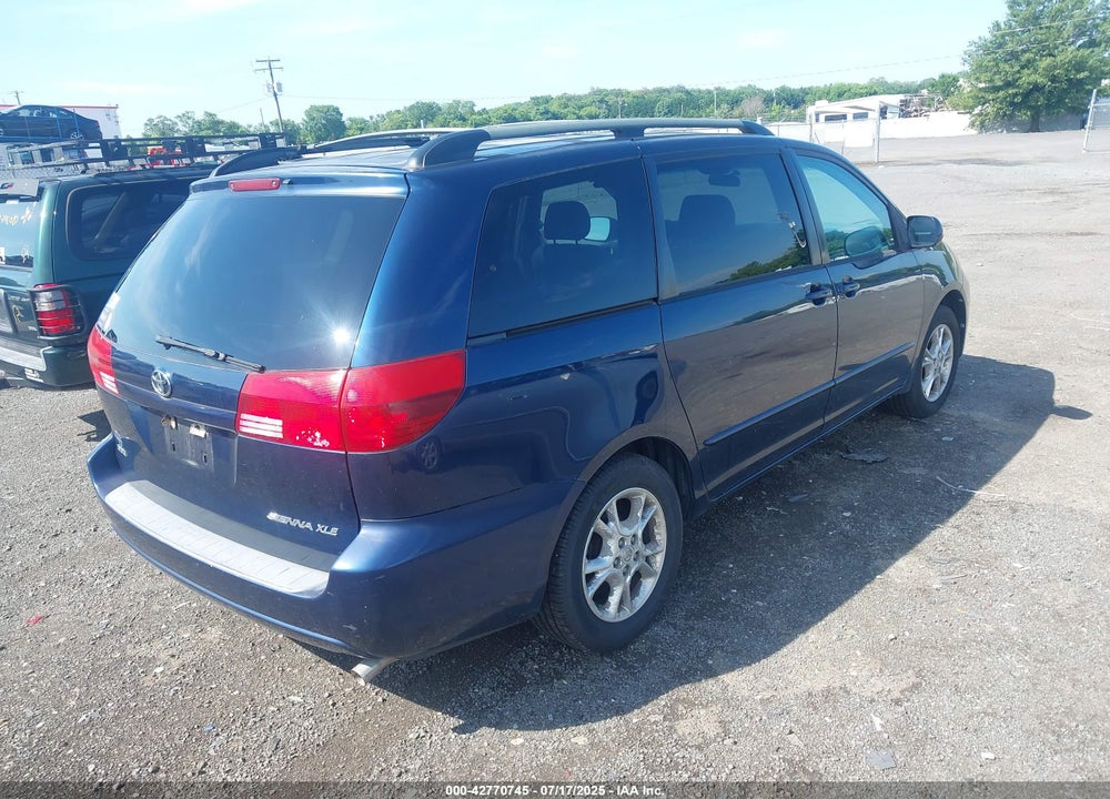 2005 TOYOTA SIENNA XLE VIN: 5TDZA22C65S345979