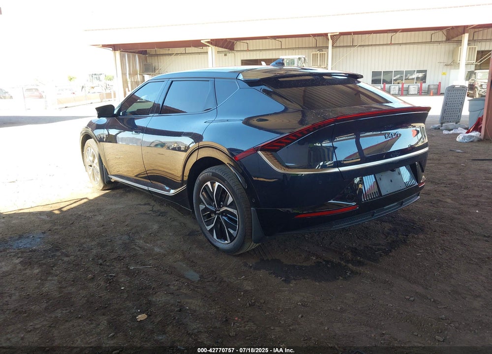 2023 KIA EV6 VIN: KNDC34LA8P5608975