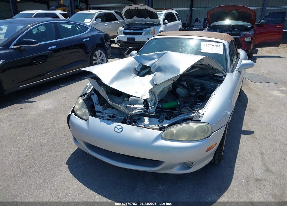 2001 MAZDA MX-5 MIATA LS/SPECIAL EDITION VIN: JM1NB353810206138