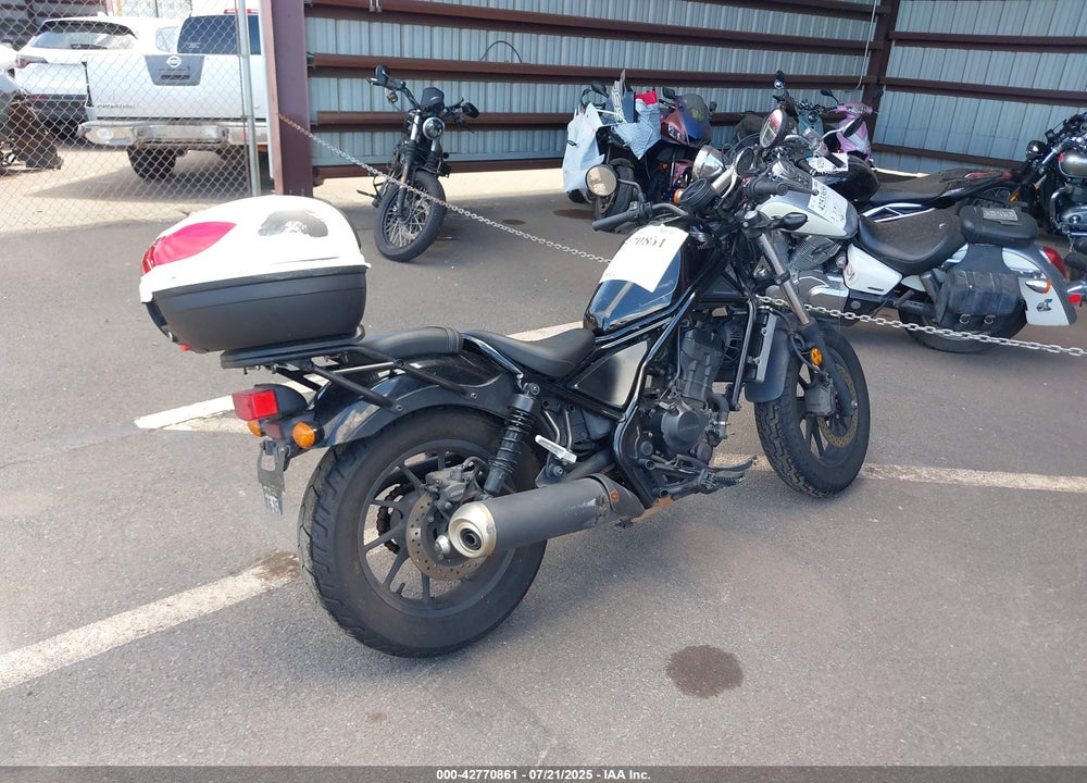 2017 HONDA CMX300 VIN: MLHNC5303H5000494