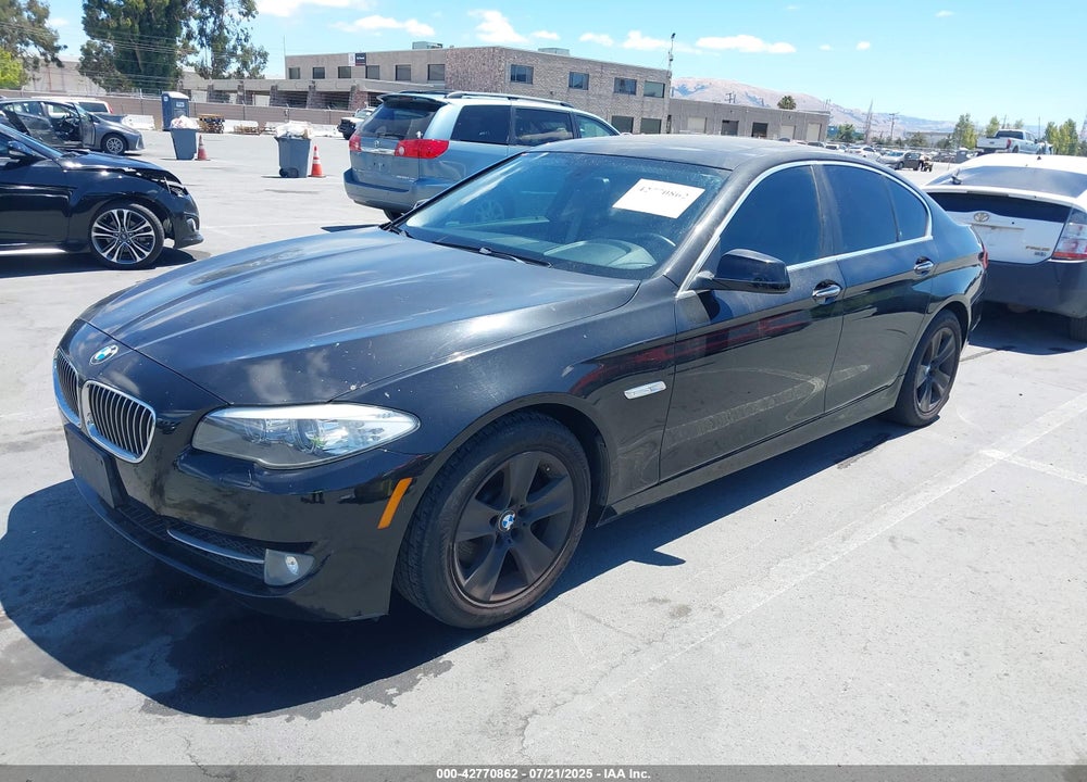 2013 BMW 5 SERIES VIN: WBAXG5C55DD233768