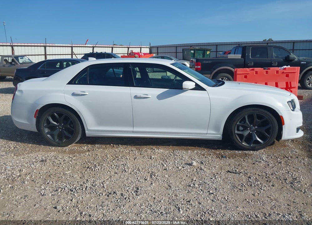 2021 CHRYSLER 300 VIN: 2C3CCAAG5MH667416