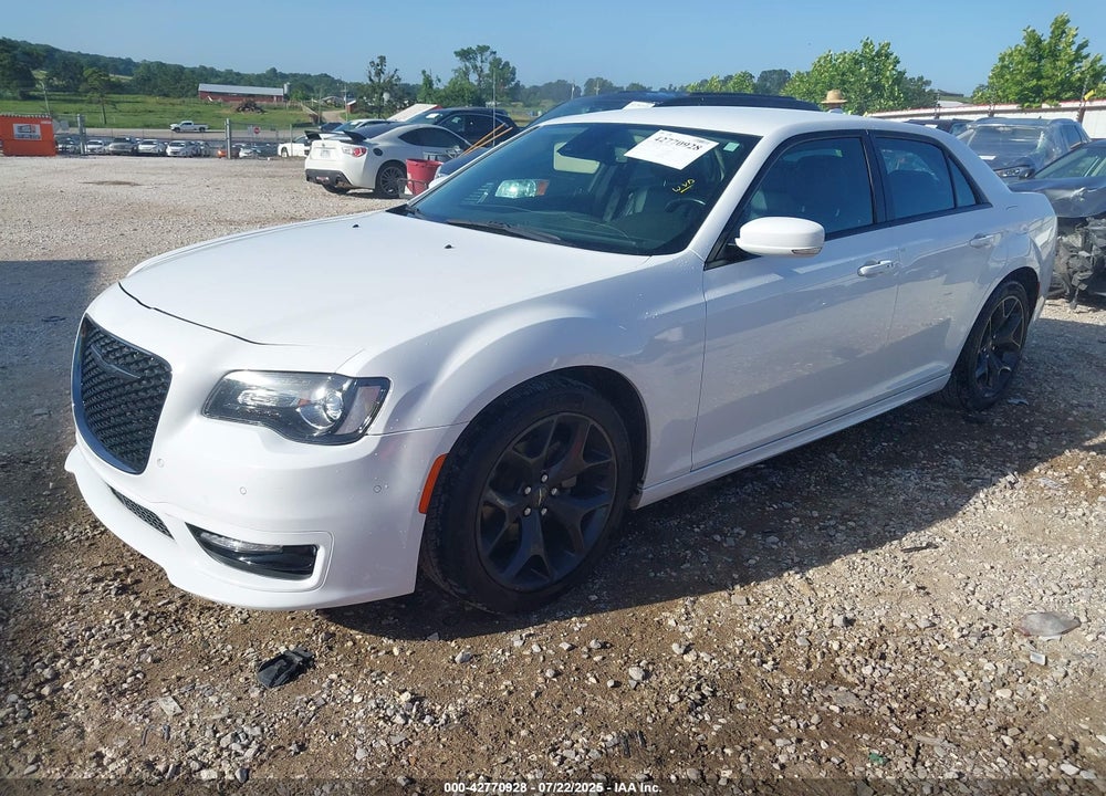2021 CHRYSLER 300 VIN: 2C3CCAAG5MH667416