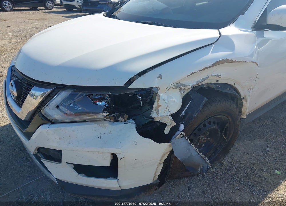 2017 NISSAN ROGUE S VIN: JN8AT2MV4HW006717