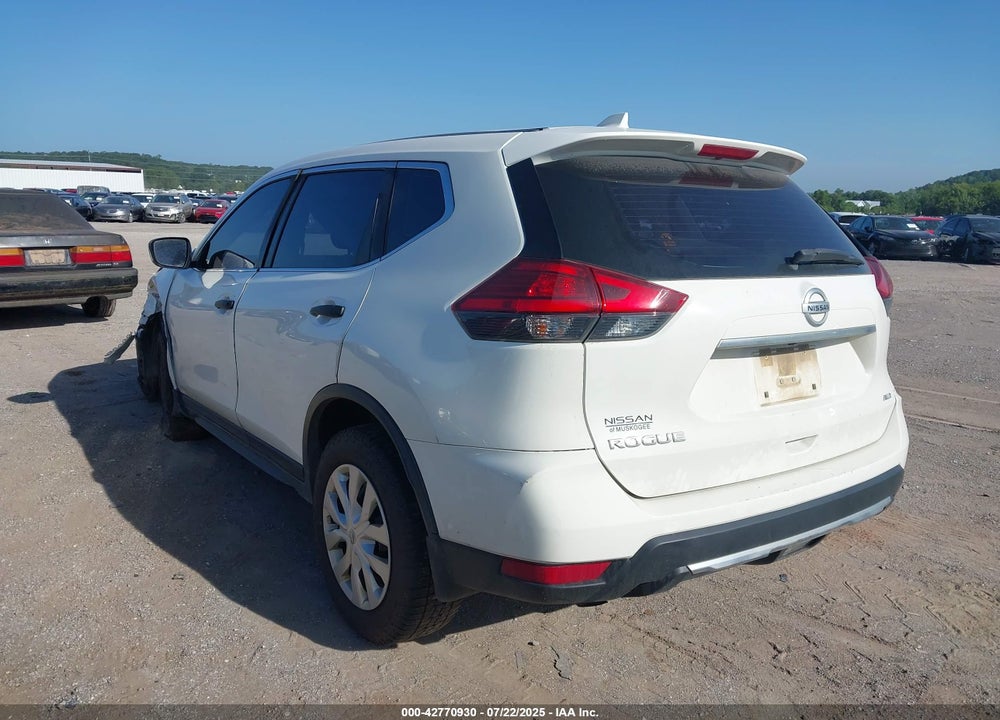 2017 NISSAN ROGUE S VIN: JN8AT2MV4HW006717