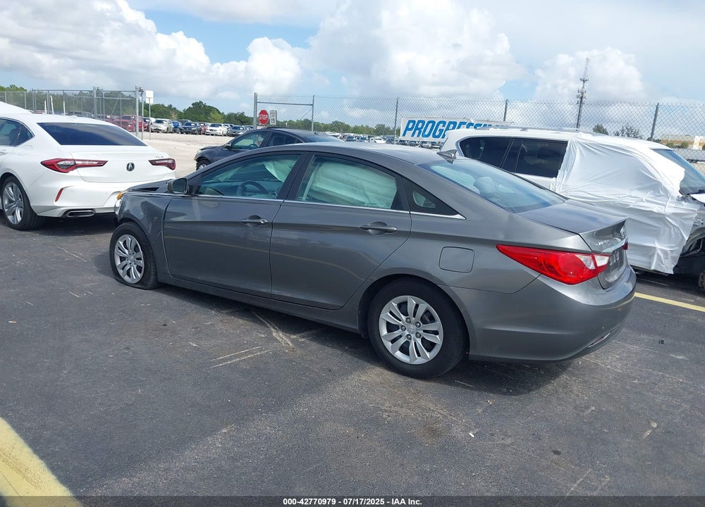 2013 HYUNDAI SONATA VIN: 5NPEB4AC1DH543222