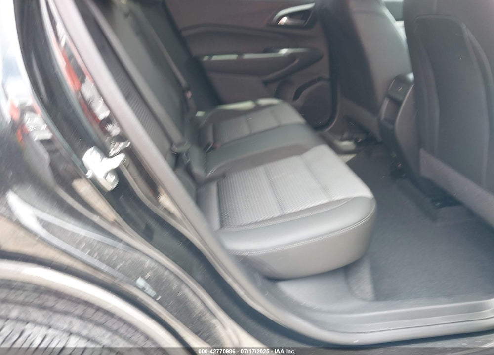 2024 CHEVROLET TRAX FWD LT VIN: KL77LHE27RC238239