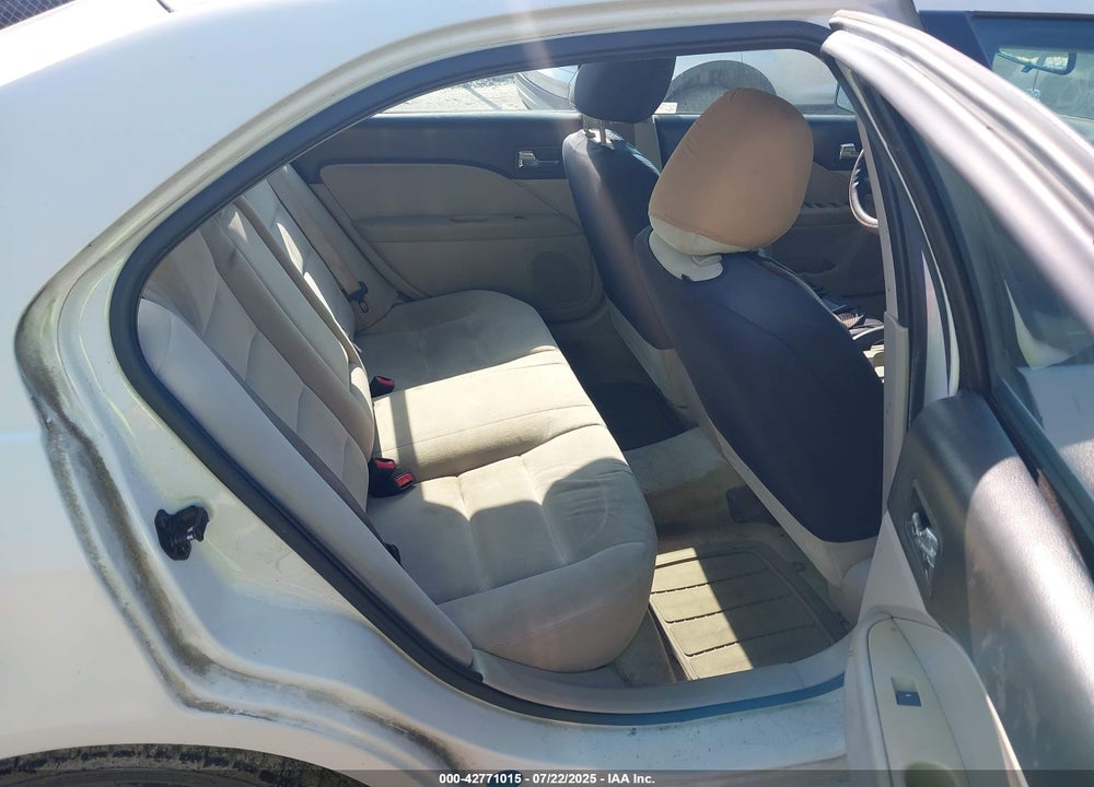 2009 FORD FUSION VIN: 3FAHP06Z19R111034