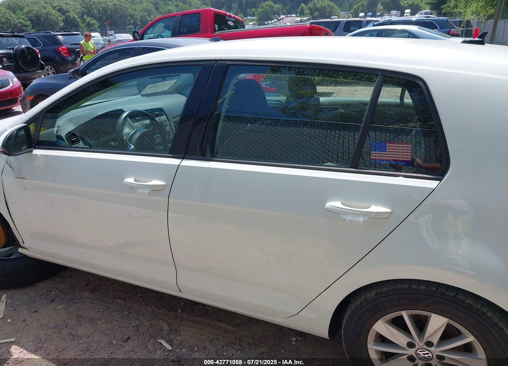 2015 VOLKSWAGEN GOLF VIN: 3VW217AU3FM024134