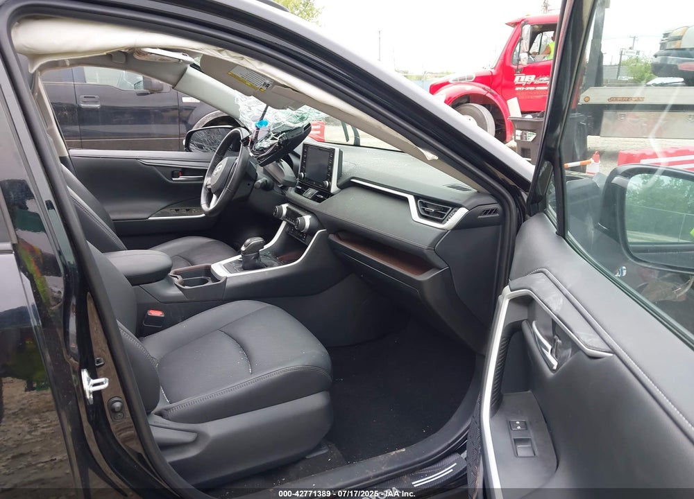 2021 TOYOTA RAV4 HYBRID LIMITED VIN: 4T3D6RFV1MU047871