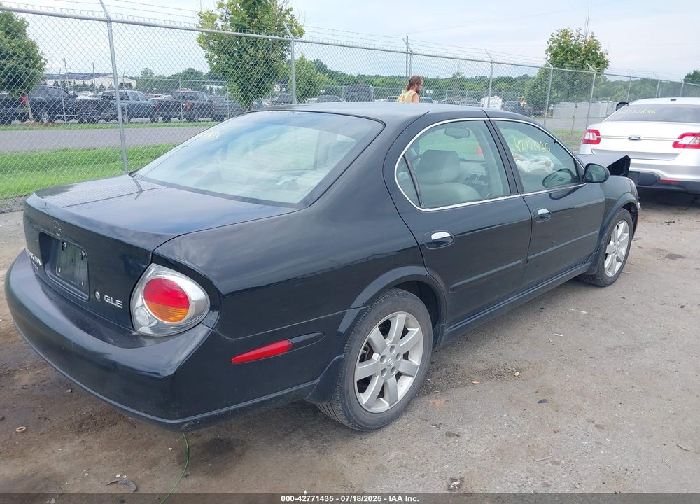 2002 NISSAN MAXIMA GLE VIN: JN1DA31D52T429057
