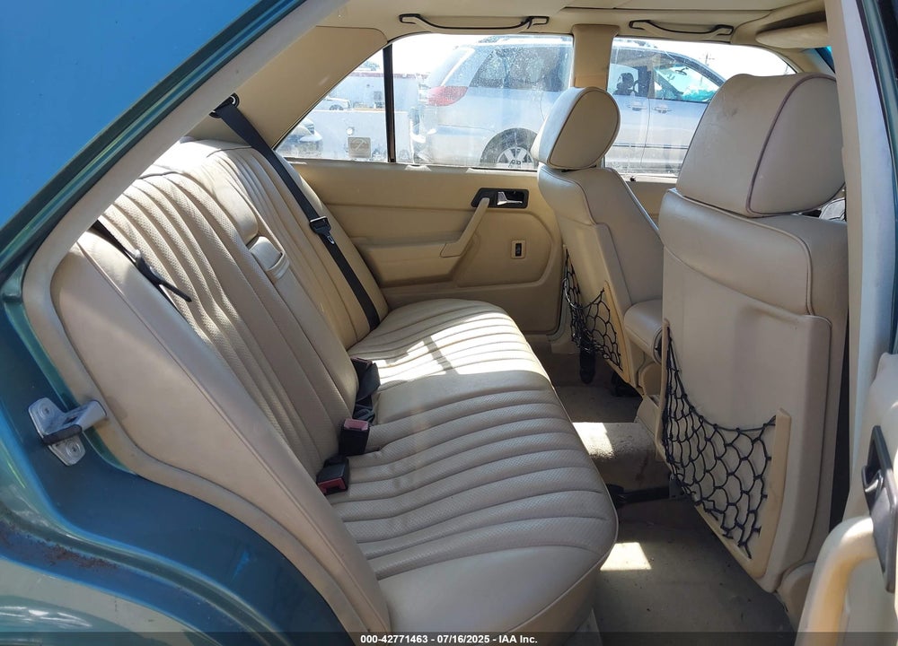 1989 MERCEDES-BENZ 190 E 2.6 VIN: WDBDA29D3KF573439