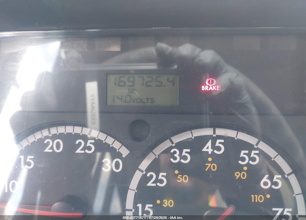 2009 FREIGHTLINER CHASSIS B2B VIN: 4UZABRDJ79CAE9370