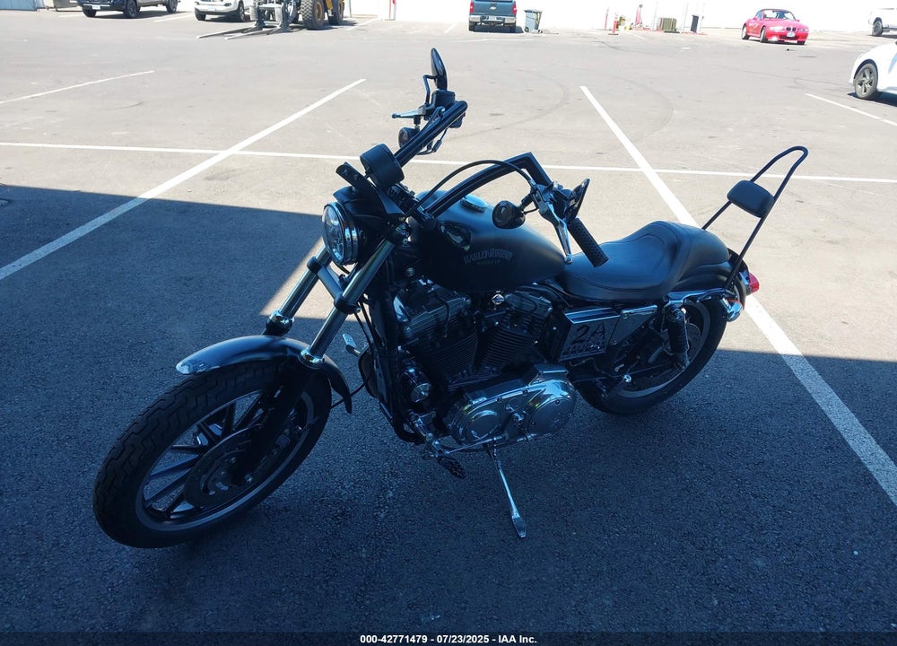 2001 HARLEY-DAVIDSON XL883 VIN: 1HD4CAM311K111938