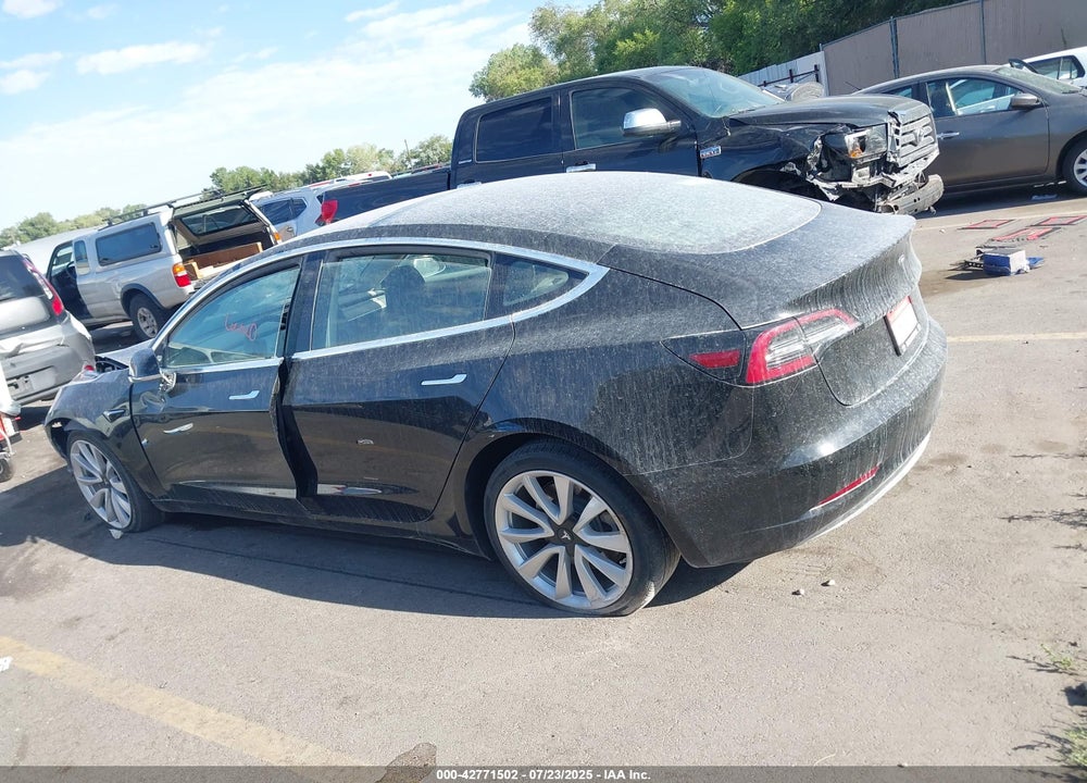 2018 TESLA MODEL 3 VIN: 5YJ3E1EAXJF176451