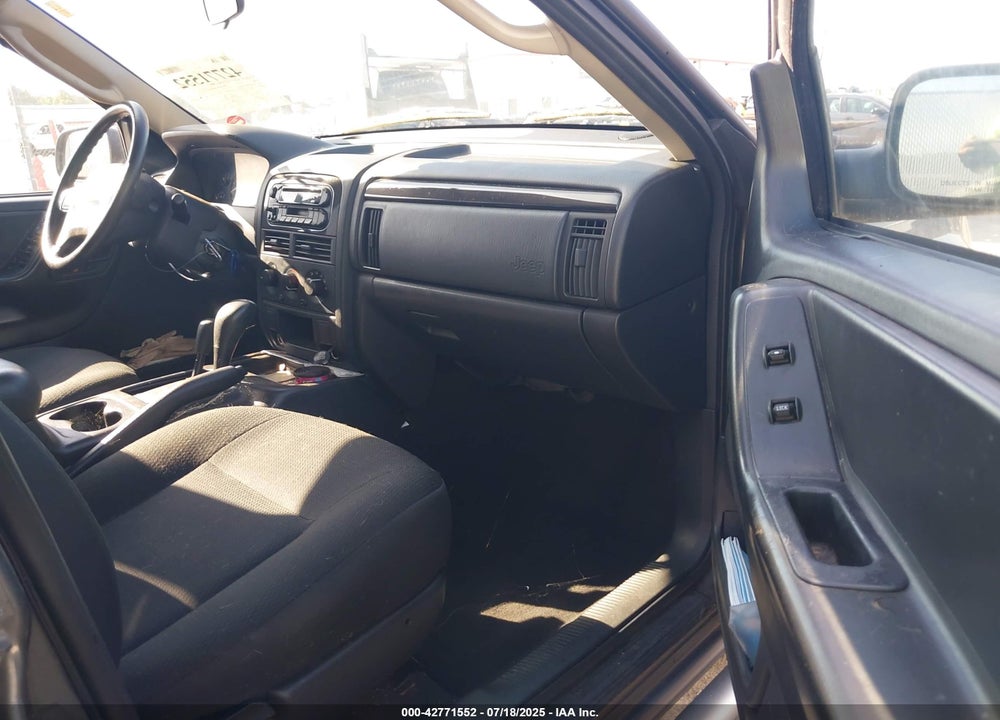 2004 JEEP GRAND CHEROKEE LAREDO VIN: 1J4GW48S04C218898