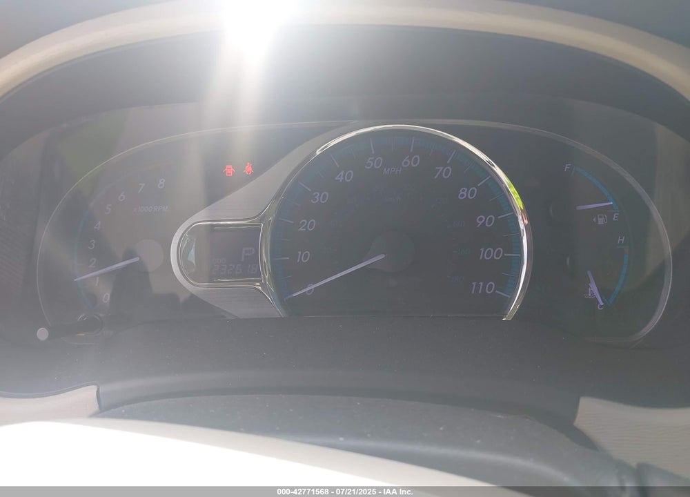 2014 TOYOTA SIENNA XLE V6 8 PASSENGER VIN: 5TDYK3DC1ES526760