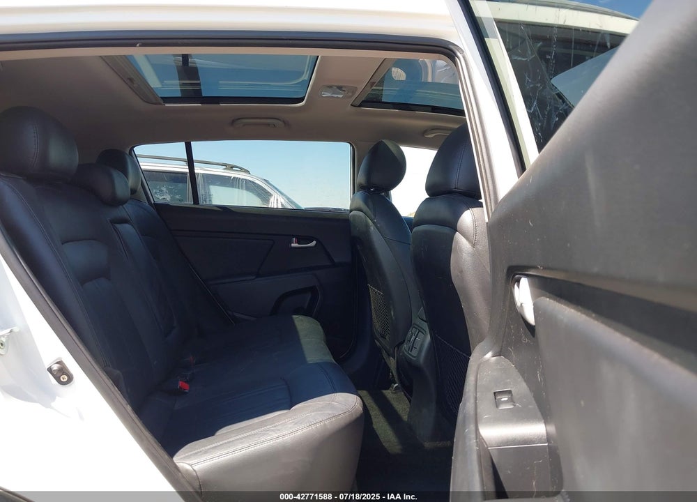 2014 KIA SPORTAGE VIN: KNDPC3AC2E7657851