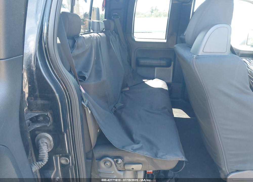 2005 FORD F150 VIN: 1FTPX14585FA82196