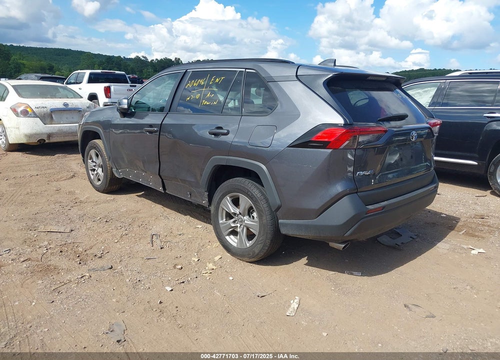 2024 TOYOTA RAV4 XLE VIN: 2T3W1RFV6RC281181