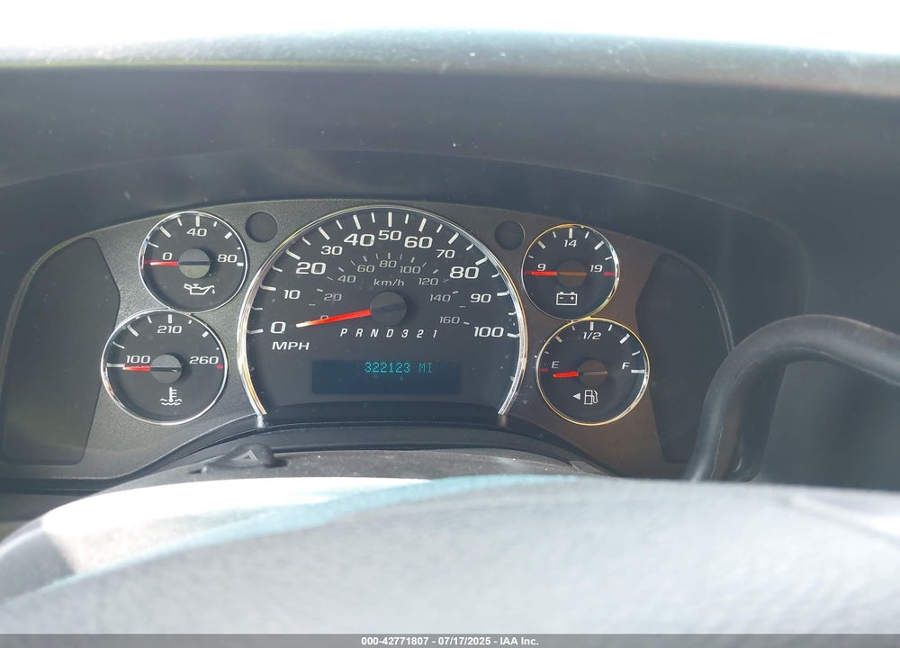 2008 GMC SAVANA CUTAWAY VIN: 1GDGG31CX81907103
