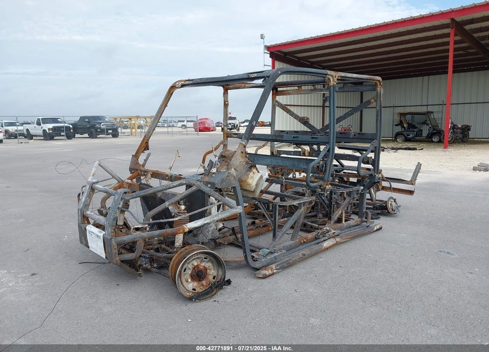 2015 POLARIS RANGER CREW 900 EPS VIN: 3NSRUE877FG873788