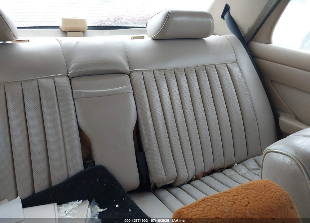 1988 MERCEDES-BENZ 300 SE VIN: WDBCA24D3JA420123