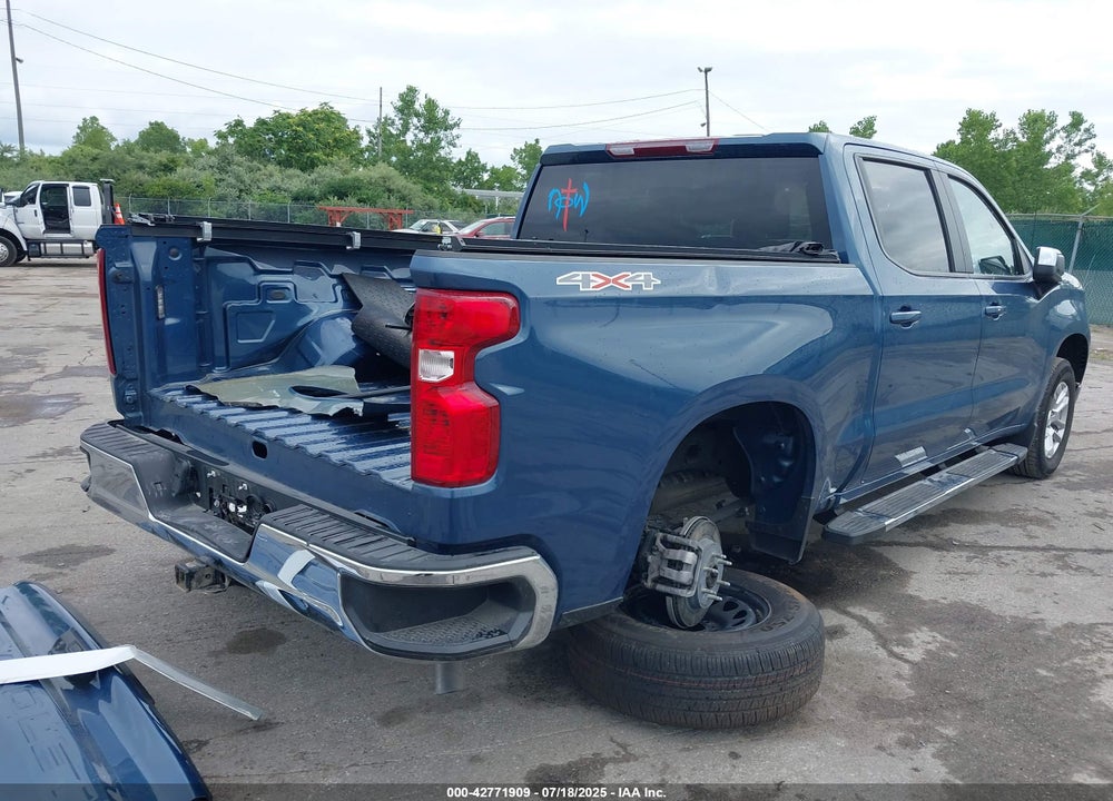 2024 CHEVROLET SILVERADO 1500 VIN: 1GCPDKEKXRZ372608