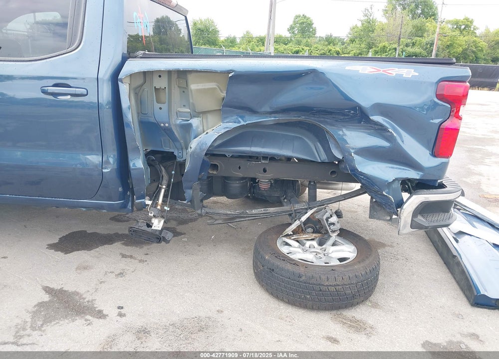 2024 CHEVROLET SILVERADO 1500 VIN: 1GCPDKEKXRZ372608