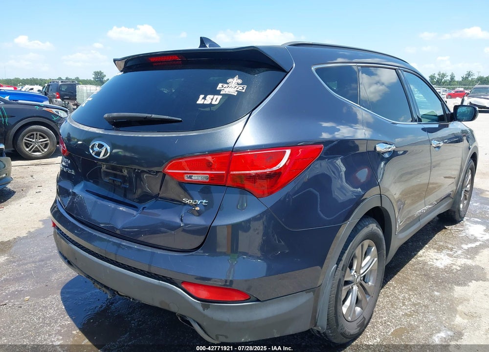 2015 HYUNDAI SANTA FE VIN: 5XYZU3LB8FG236358