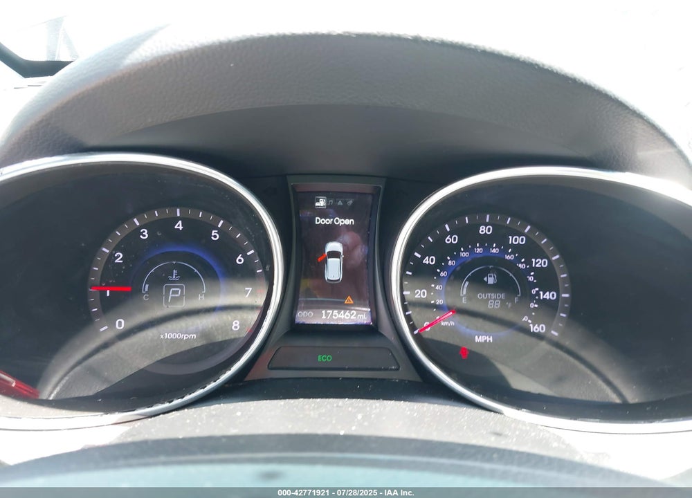 2015 HYUNDAI SANTA FE VIN: 5XYZU3LB8FG236358