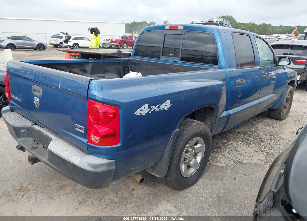 2005 DODGE DAKOTA ST VIN: 1D7HW28N05S128043