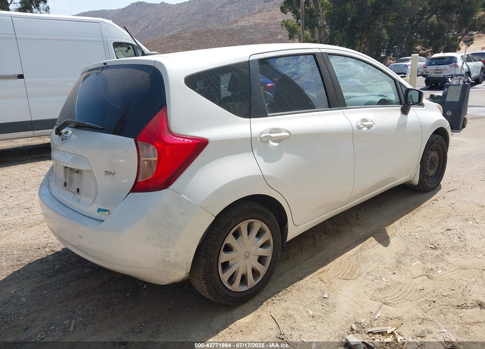 2016 NISSAN VERSA NOTE VIN: 3N1CE2CP2GL400046