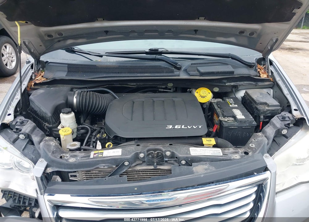 2015 CHRYSLER TOWN & COUNTRY TOURING VIN: 2C4RC1BG1FR720842