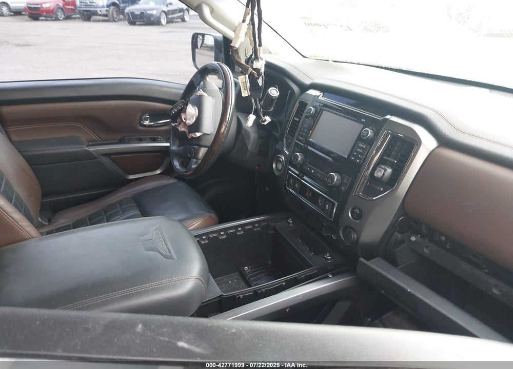 2017 NISSAN TITAN PLATINUM RESERVE VIN: 1N6AA1E67HN508448