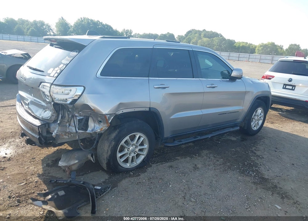 2018 JEEP GRAND CHEROKEE LAREDO 4X2 VIN: 1C4RJEAG2JC111808