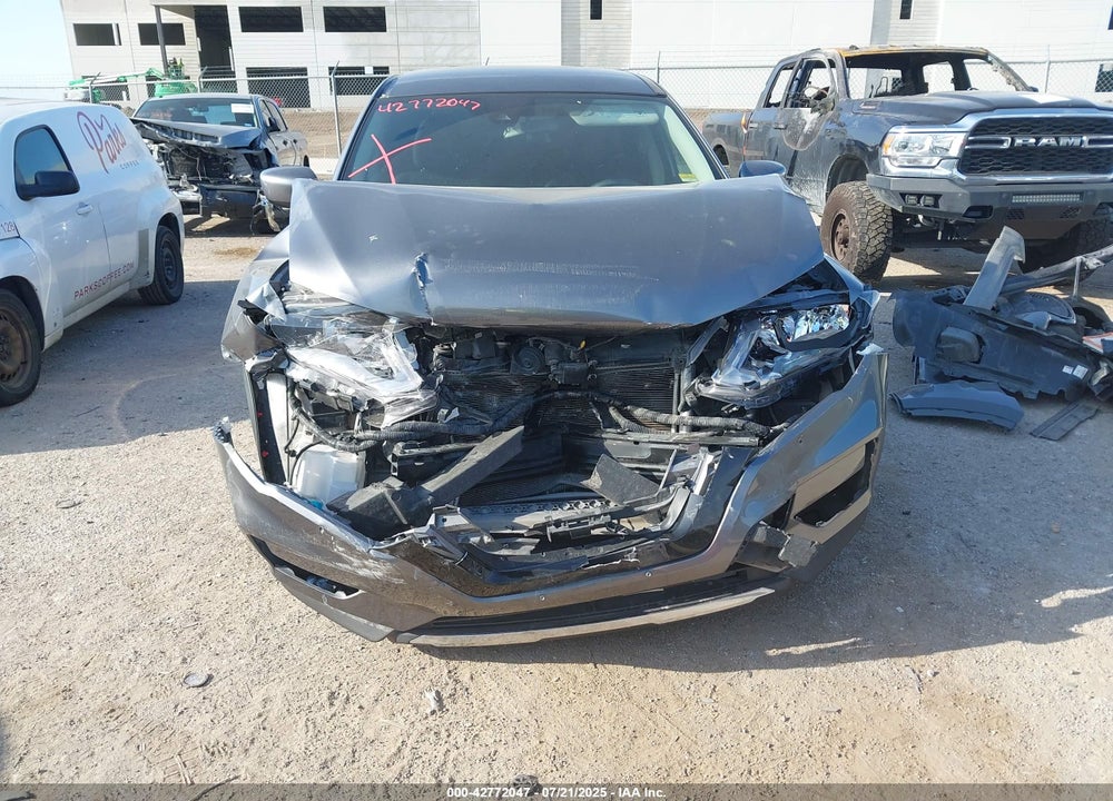 2019 NISSAN ROGUE VIN: 5N1AT2MT2KC805782