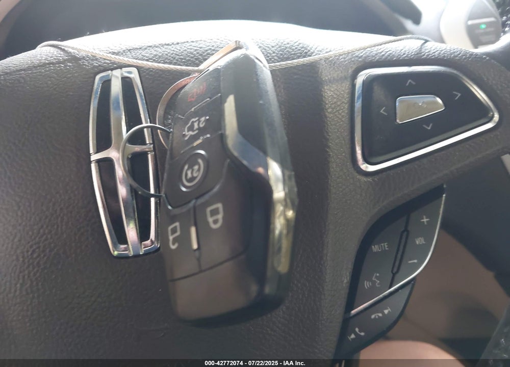 2015 LINCOLN MKZ VIN: 3LN6L2JK4FR617631