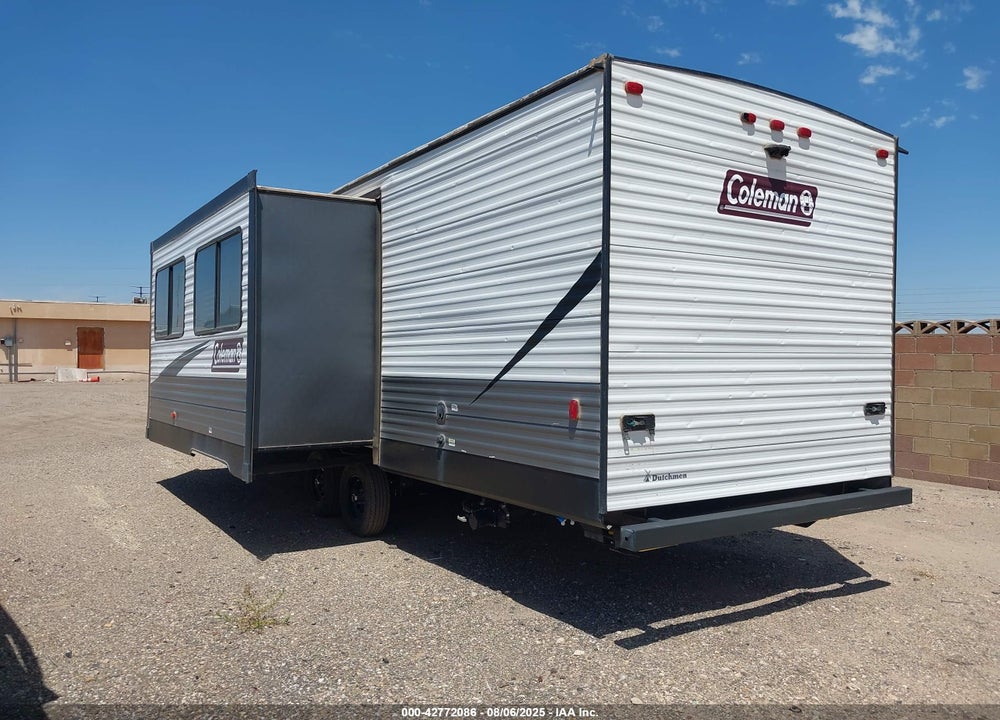 2021 COLEMAN 34' BUMPER PULL TRAVEL TRAILER VIN: 4YDT28523MH940670