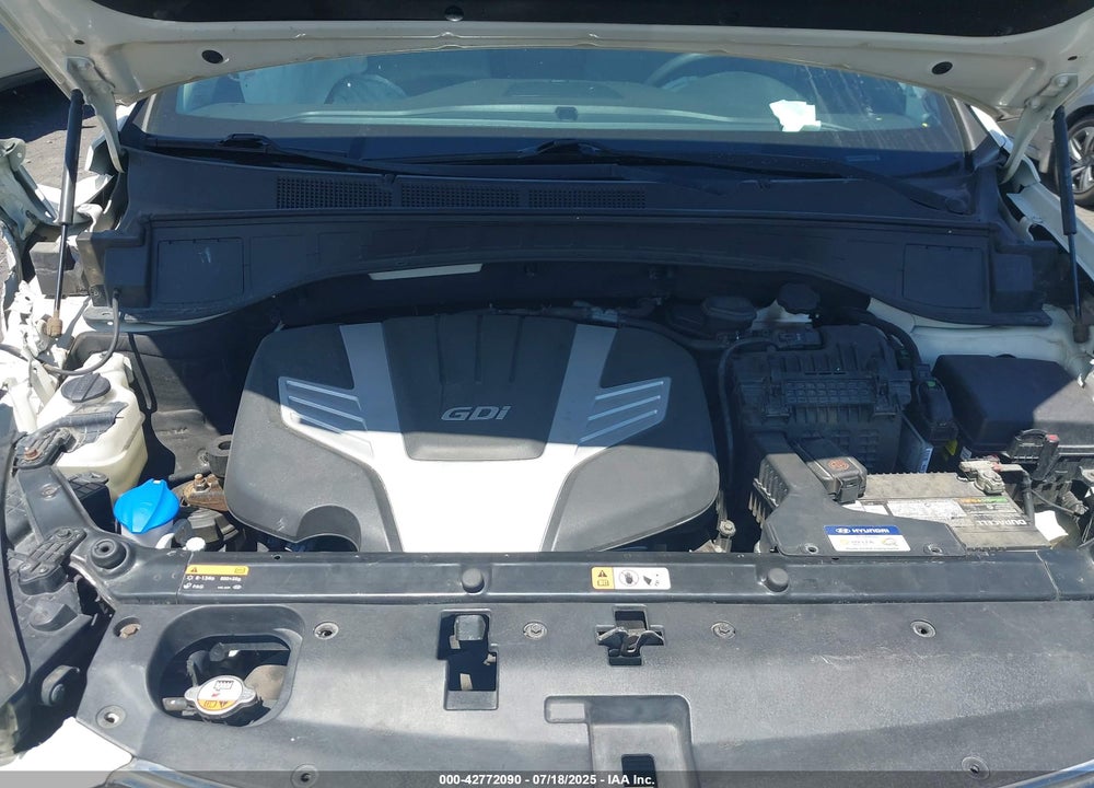 2016 HYUNDAI SANTA FE VIN: KM8SMDHF2GU151580