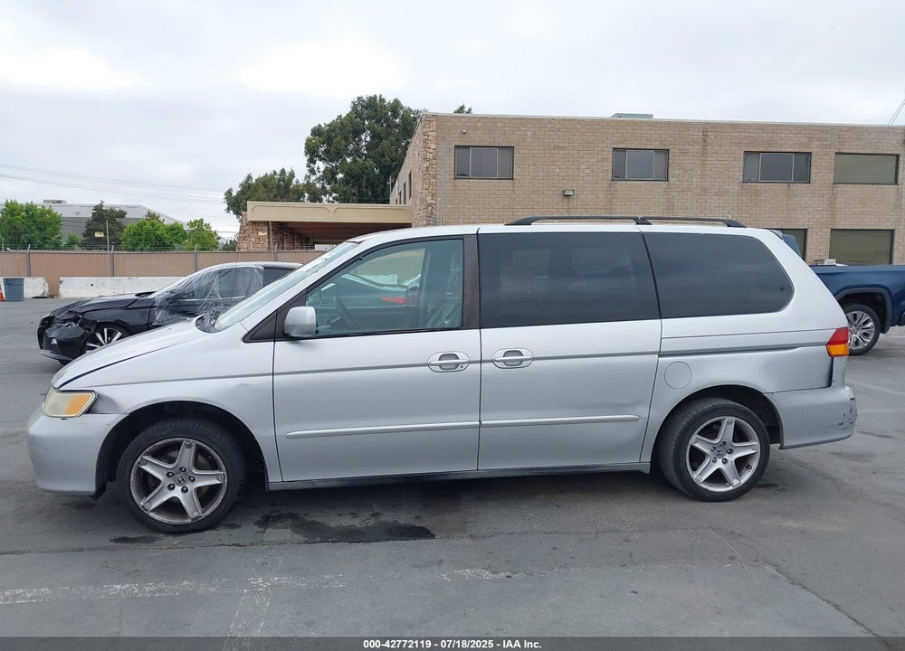 2003 HONDA ODYSSEY EX-L VIN: 5FNRL18913B117504